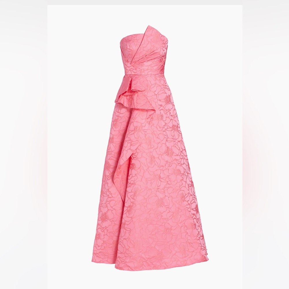 Monique Lhuillier - Strapless Jaquard Ruffle Gown